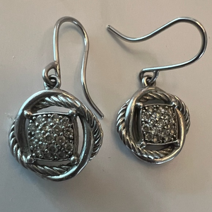 David Yurman cossover infinity with pave diamonds drop earrings send offer🚨